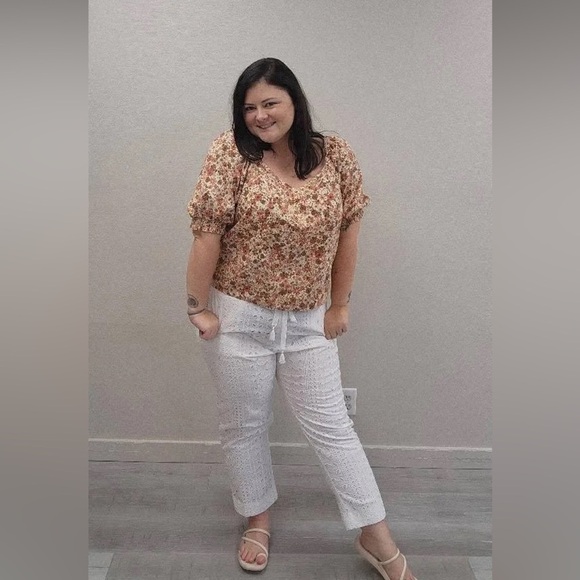 J. Crew White Eyelet Tapered Pants - Size 16 - Picture 2 of 6